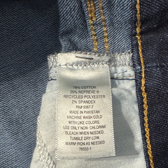 Women's Blue Jeans - Picture 6 of 7